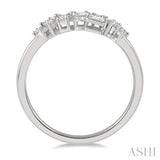 1/4 Ctw Baguette and Round Cut Diamond Fashion Scatter Ring in 14K White Gold