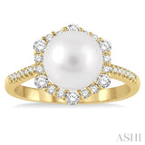 8 MM Cultured Pearl and 1/3 Ctw Hexagon Shape Round Cut Diamond Ring in 14K Yellow Gold