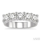 1 1/2 Ctw 5 Stone Round Cut Diamond Wedding Band in 14K White Gold