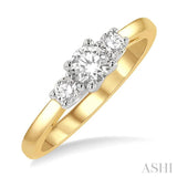 1/2 Ctw Round Cut Diamond Three-Stone Ring in 14K Yellow and White Gold