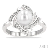 Silver Pearl & Diamond Ring