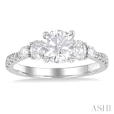 Round Shape Semi-Mount Diamond Engagement Ring