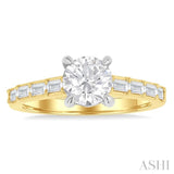 Round Shape Semi-Mount Diamond Engagement Ring